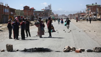 Bolivia evalúa pedir ayuda internacional