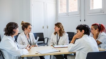 Las enfermeras podrán tratar a